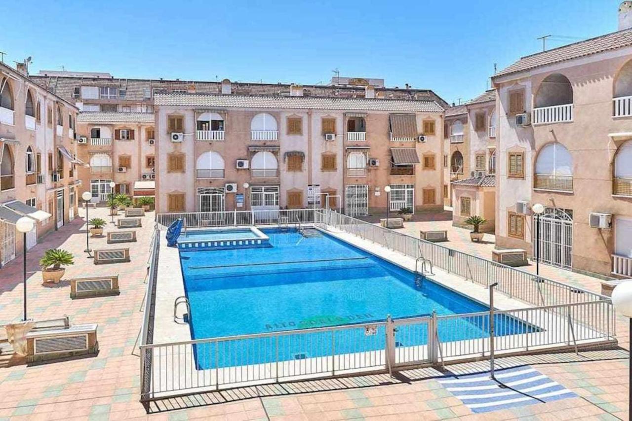 Espanhouse Valencia Apartment With Pool View In Torrevieja Buitenkant foto