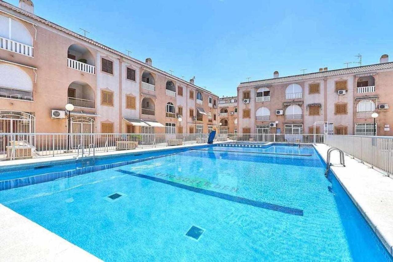 Espanhouse Valencia Apartment With Pool View In Torrevieja Buitenkant foto